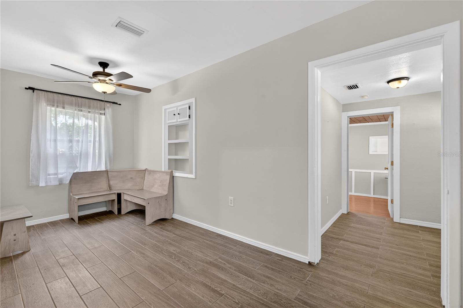Image 17 of 45 For 706 Mission Drive