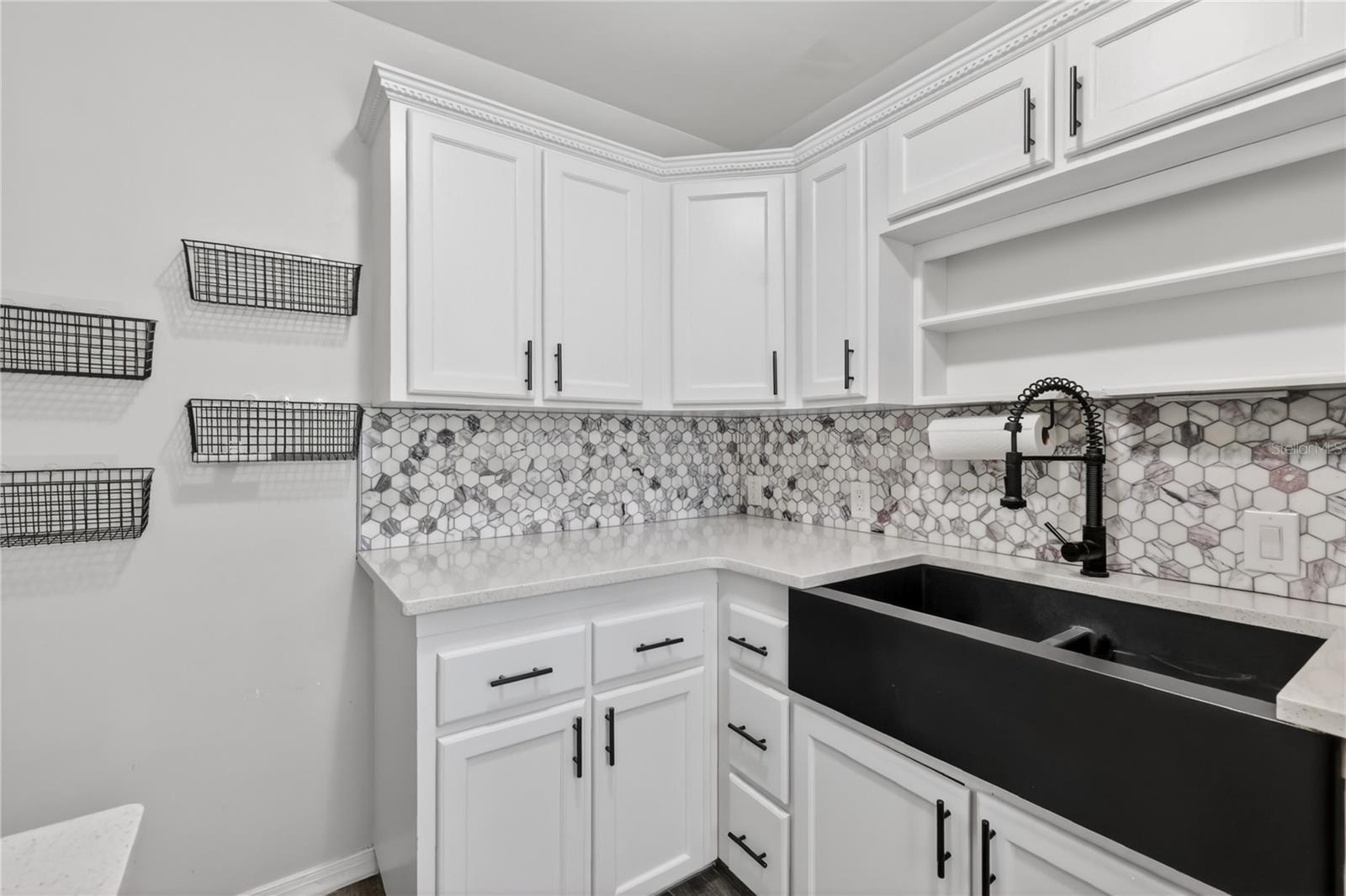 Image 22 of 45 For 706 Mission Drive