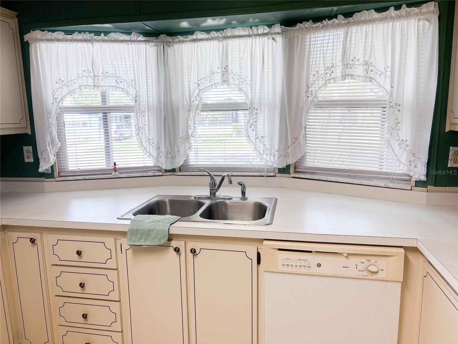 Image 12 of 40 For 2804 Wekiva Road