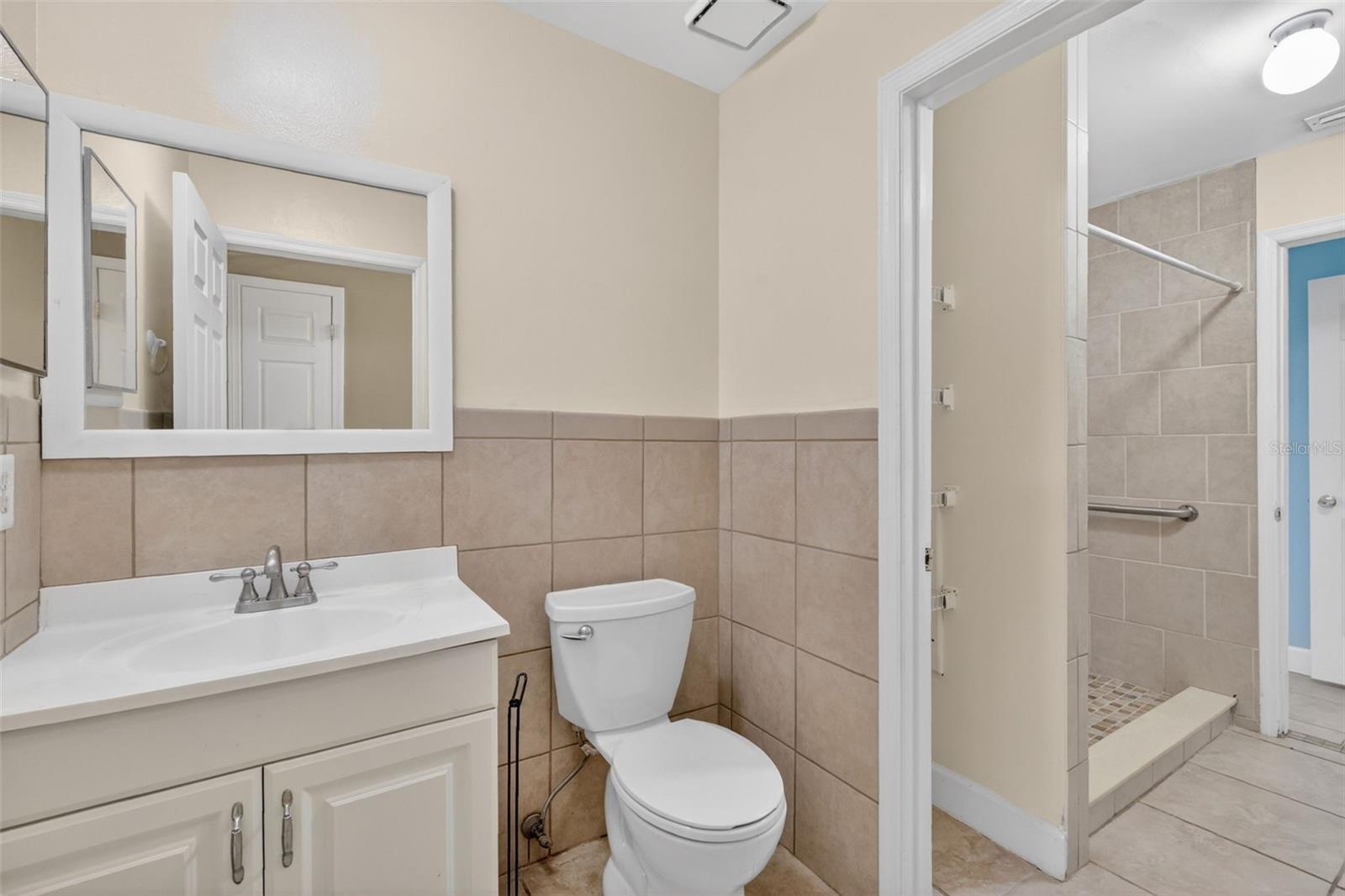 Image 22 of 34 For 610 Palmetto Drive