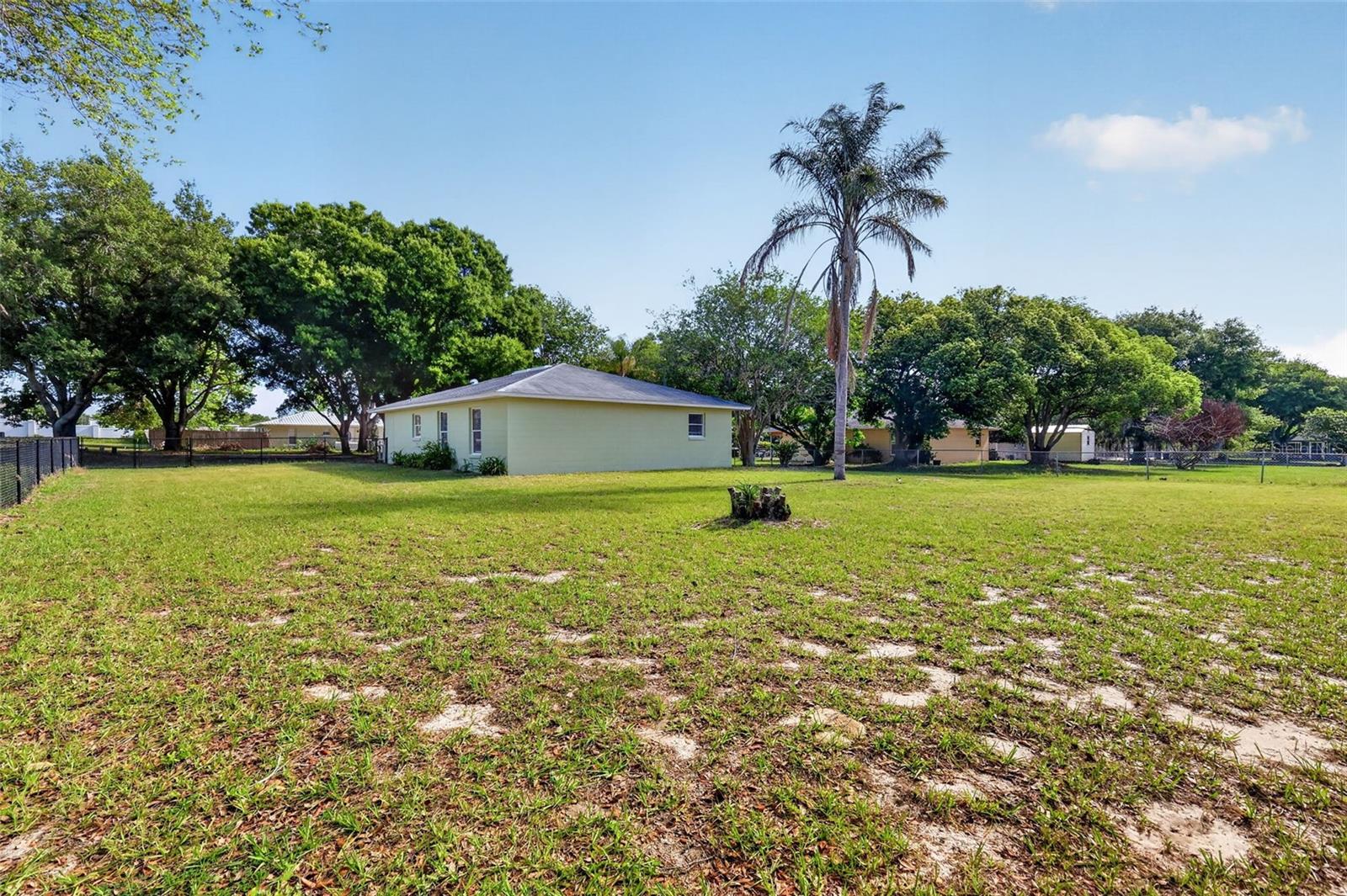 Image 28 of 34 For 610 Palmetto Drive
