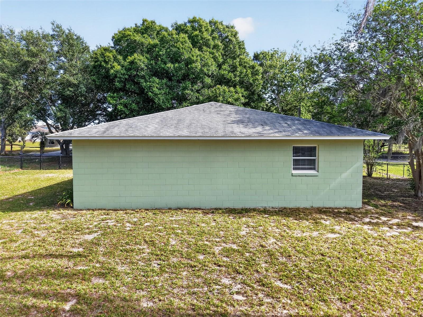 Image 29 of 34 For 610 Palmetto Drive