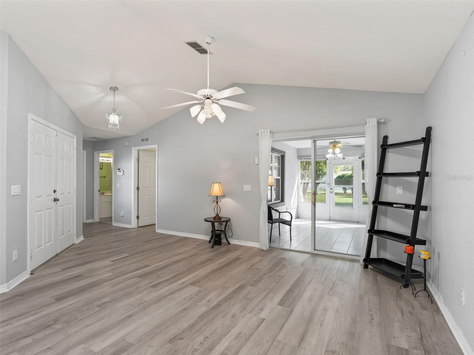 Image 11 of 38 For 17789 113th Terrace