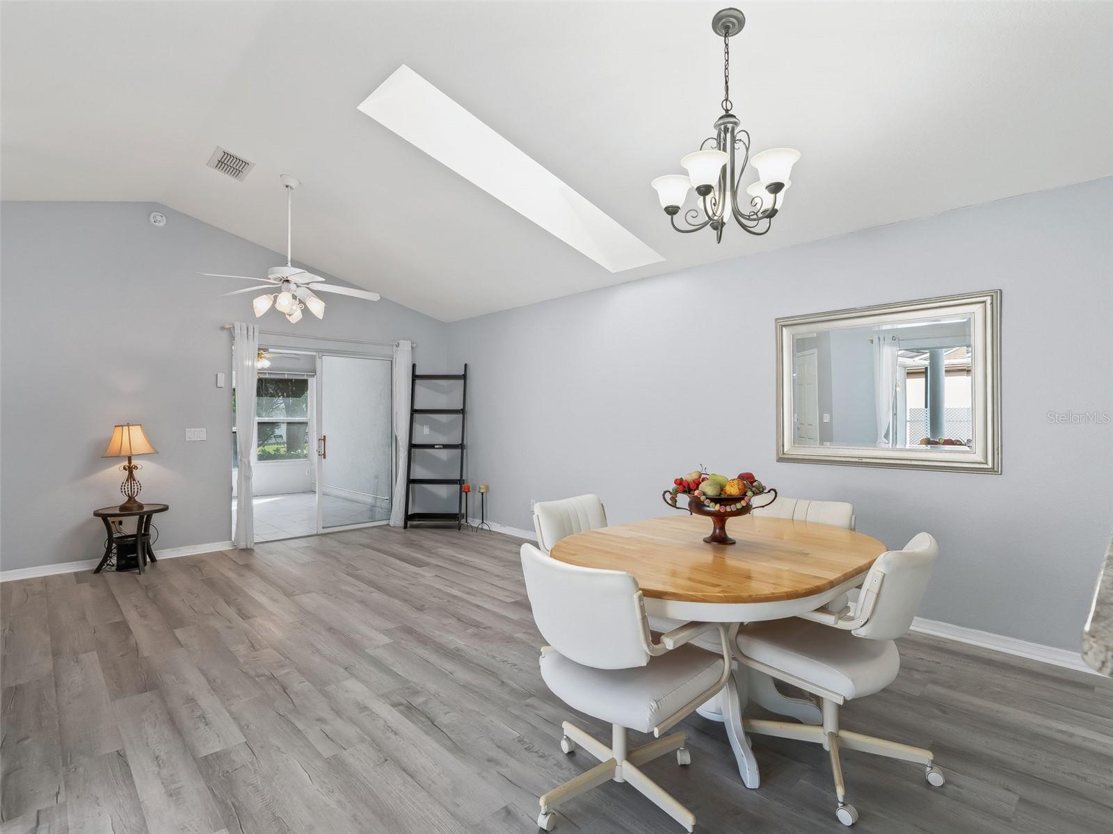 Image 13 of 38 For 17789 113th Terrace