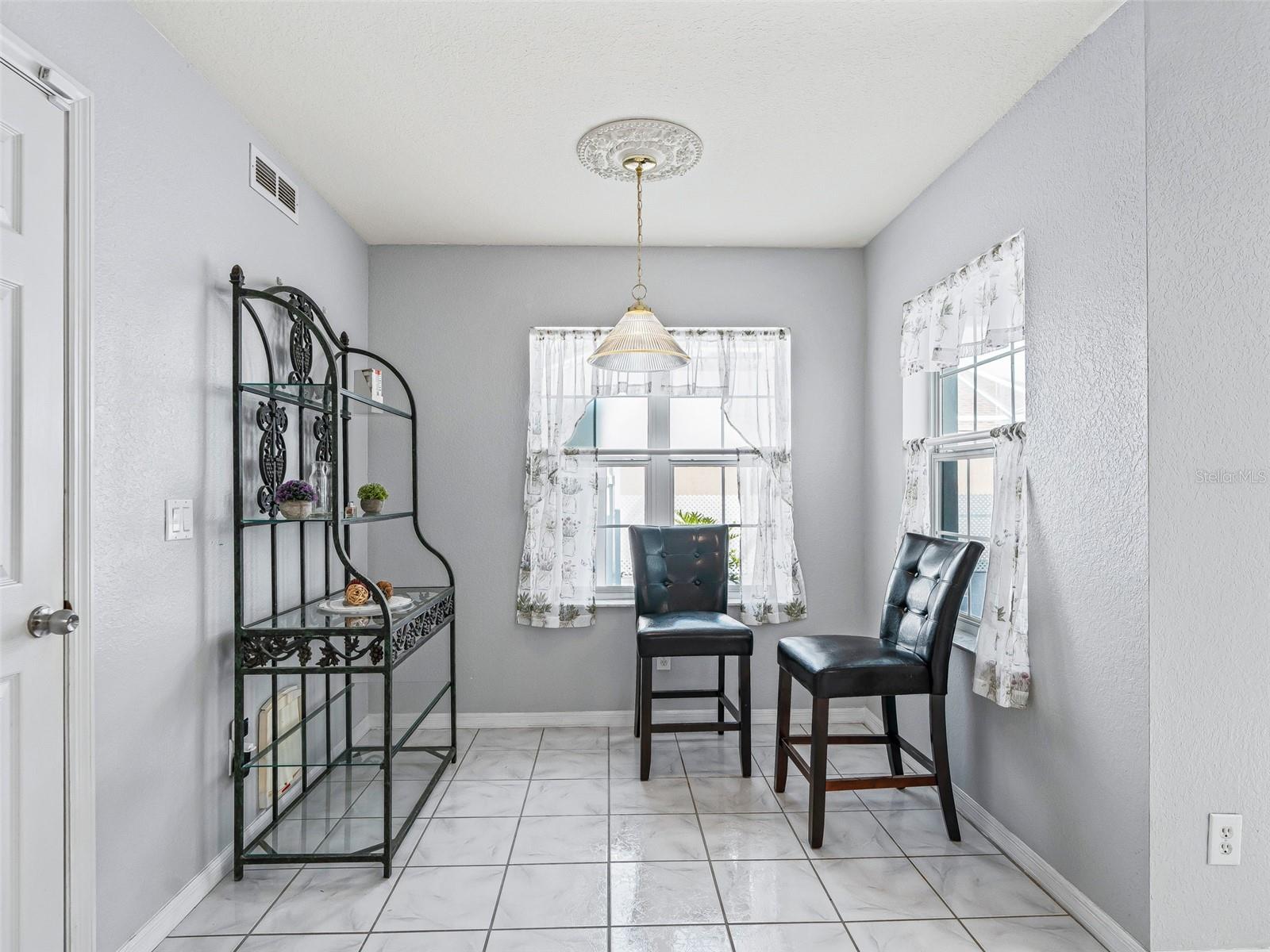 Image 18 of 38 For 17789 113th Terrace