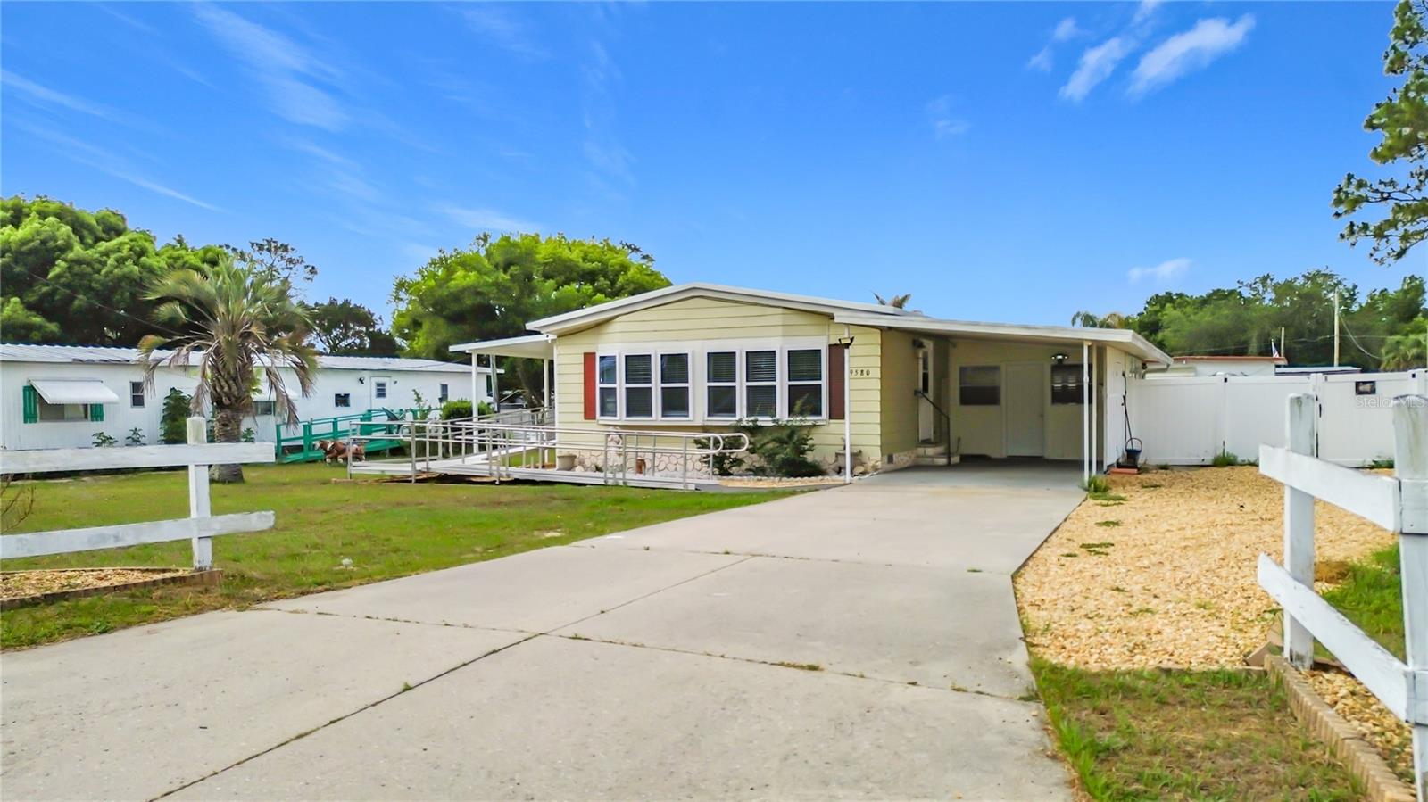Image 8 of 52 For 9580 161st Place