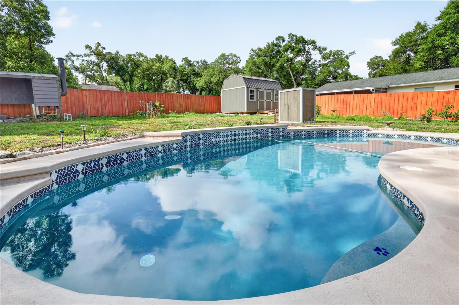 Image 28 of 46 For 25302 Glen Eagles St