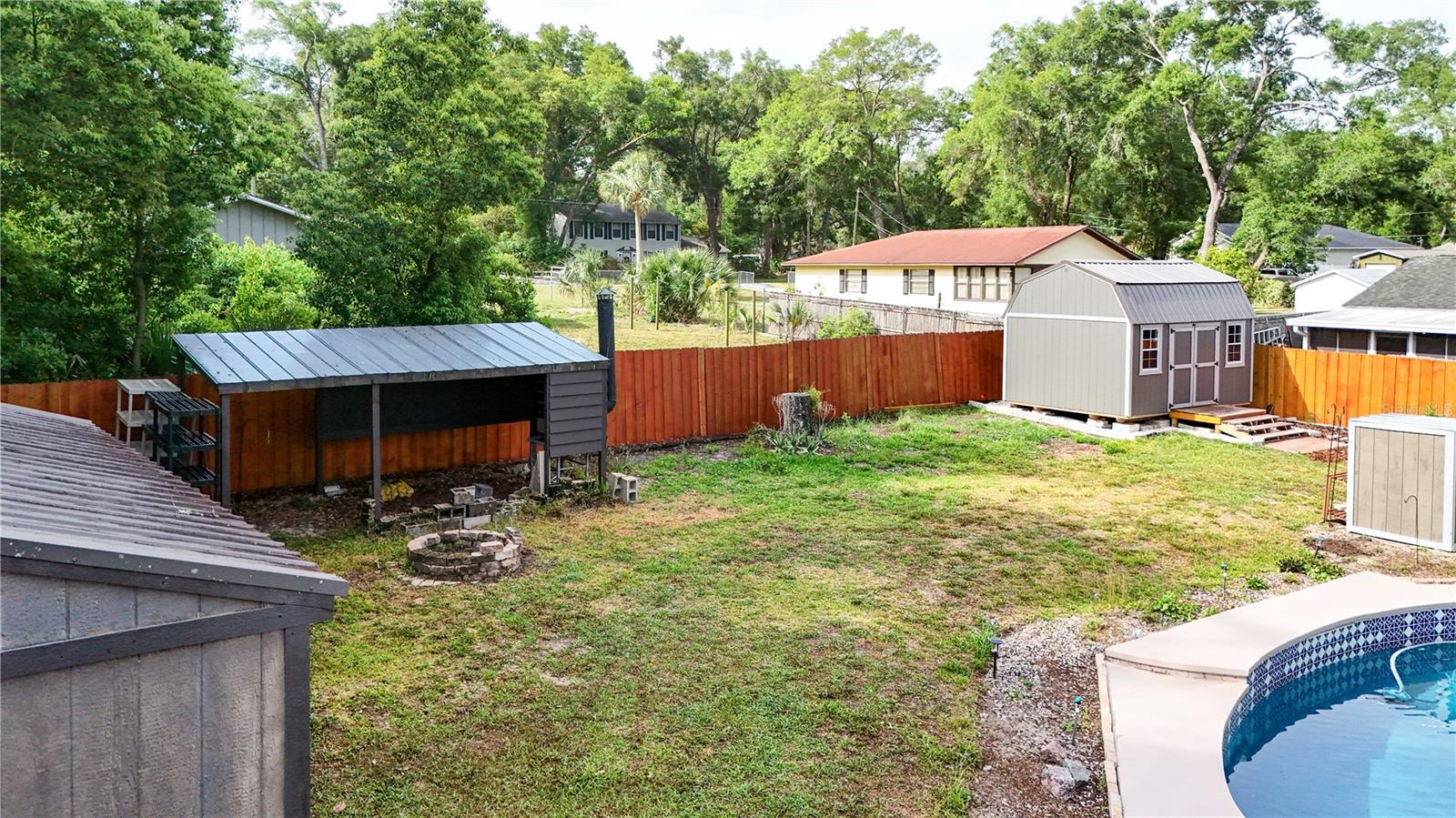 Image 35 of 46 For 25302 Glen Eagles St