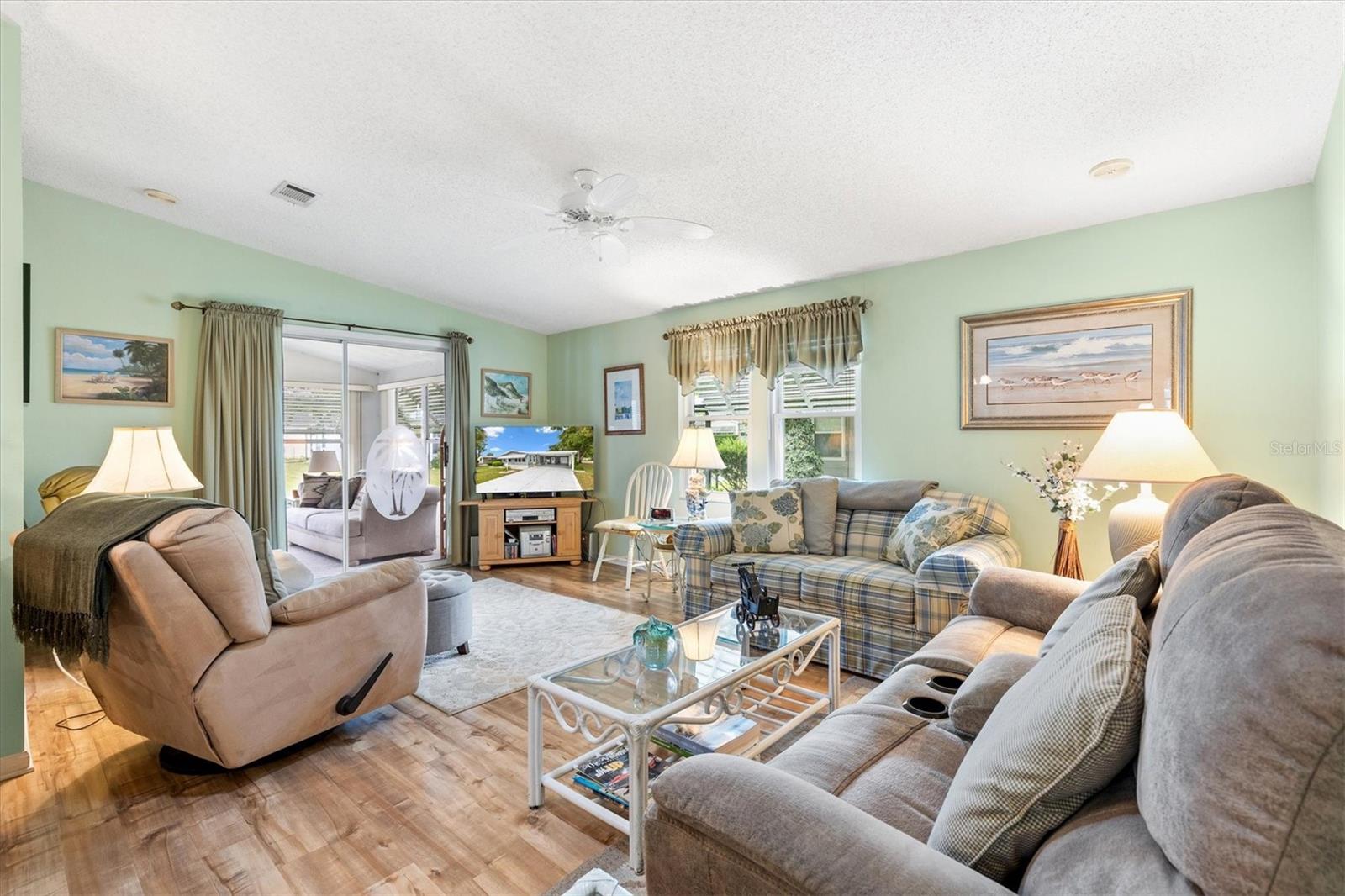 Image 11 of 37 For 1228 Palmetto Drive