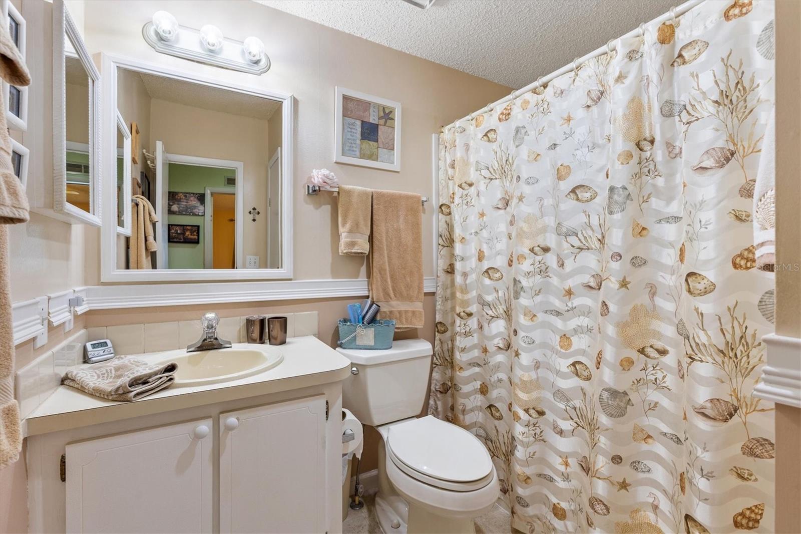 Image 23 of 37 For 1228 Palmetto Drive