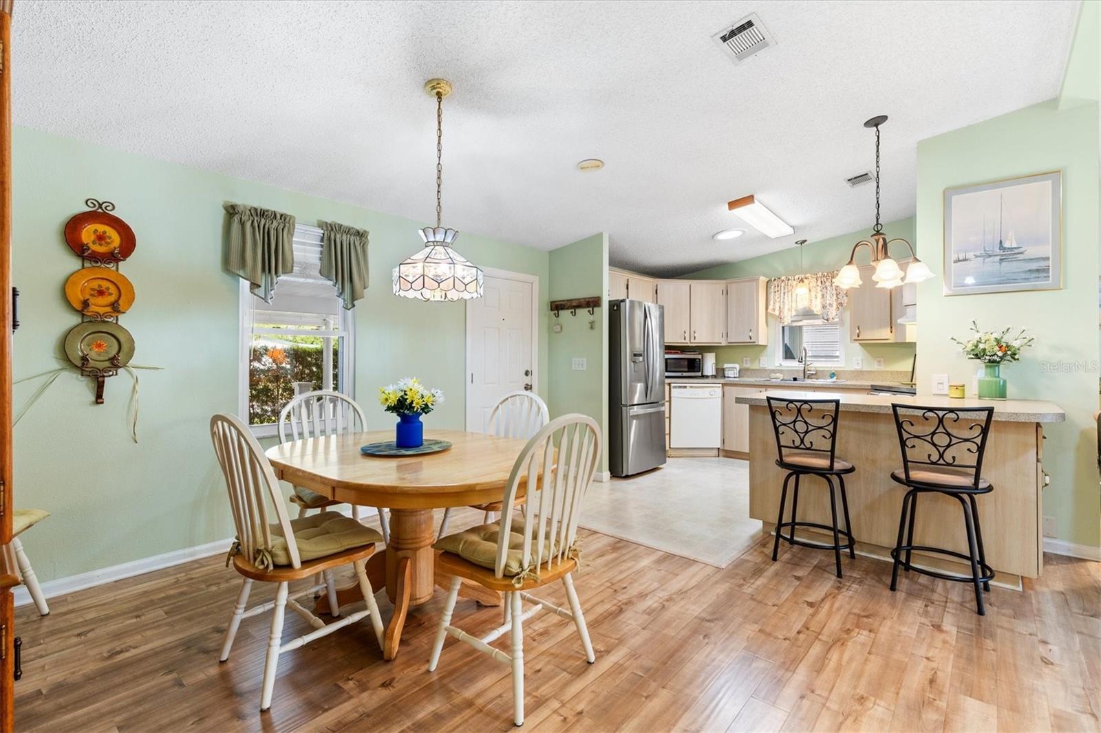 Image 5 of 37 For 1228 Palmetto Drive