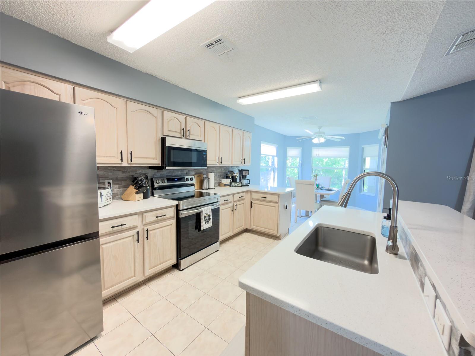 Image 12 of 37 For 32676 Oak Park Drive