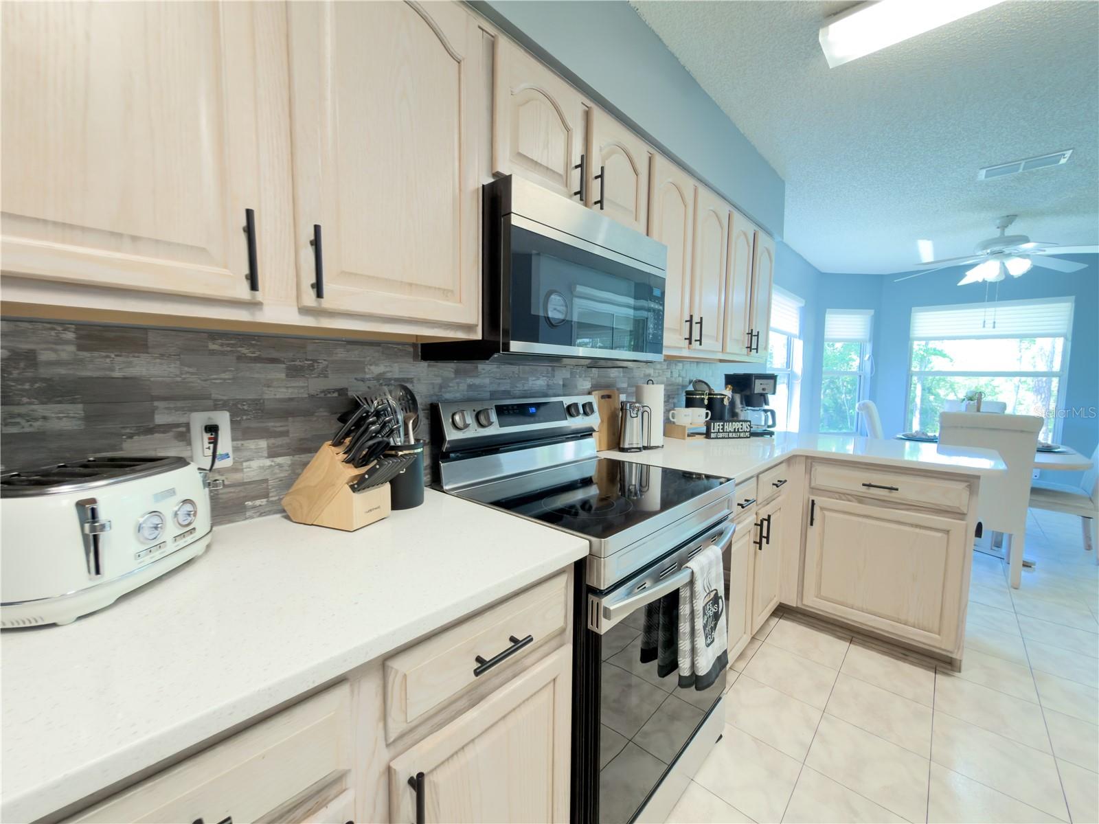 Image 13 of 37 For 32676 Oak Park Drive