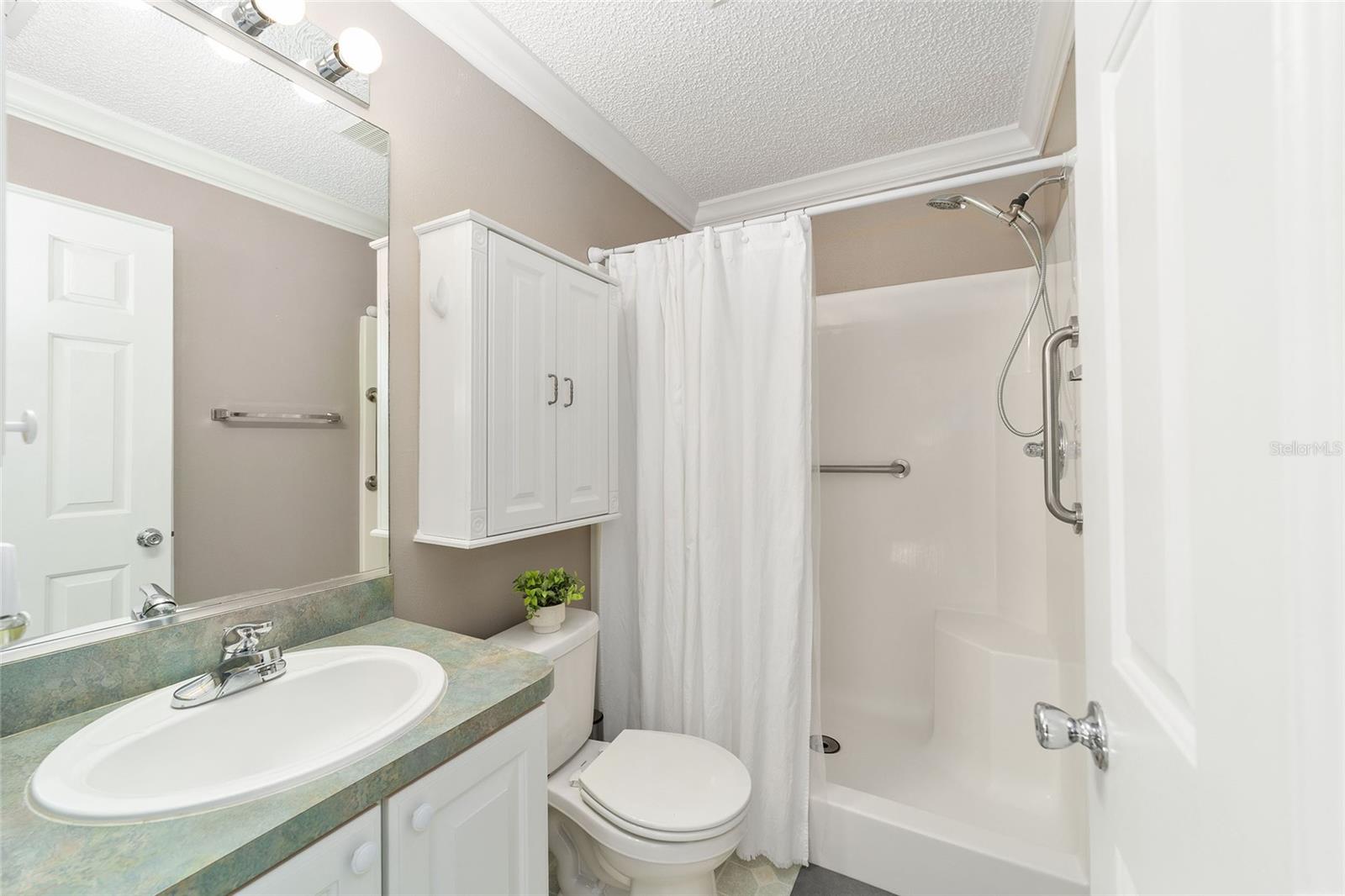 Image 33 of 40 For 3309 Riverton Road