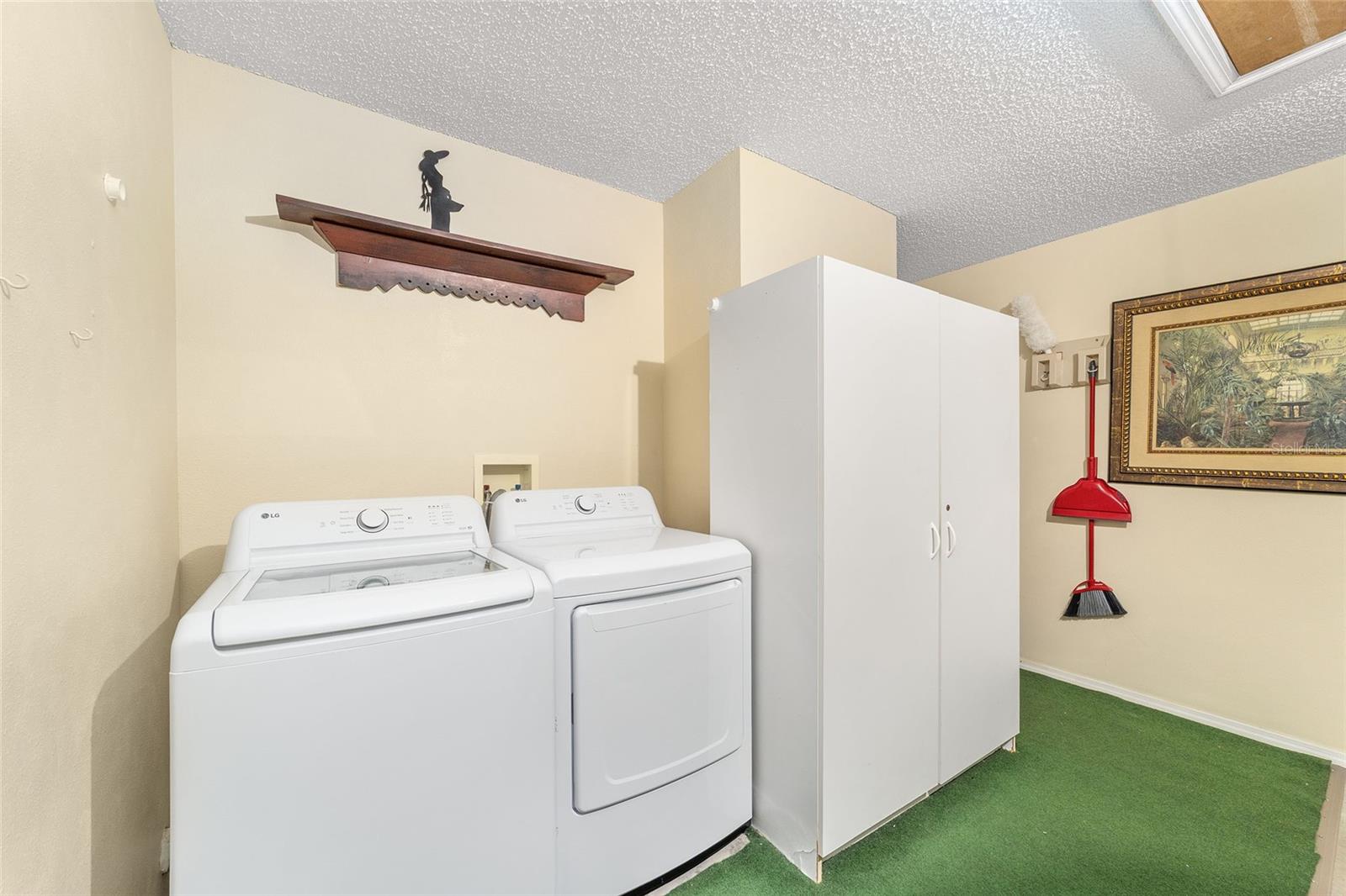 Image 34 of 40 For 3309 Riverton Road