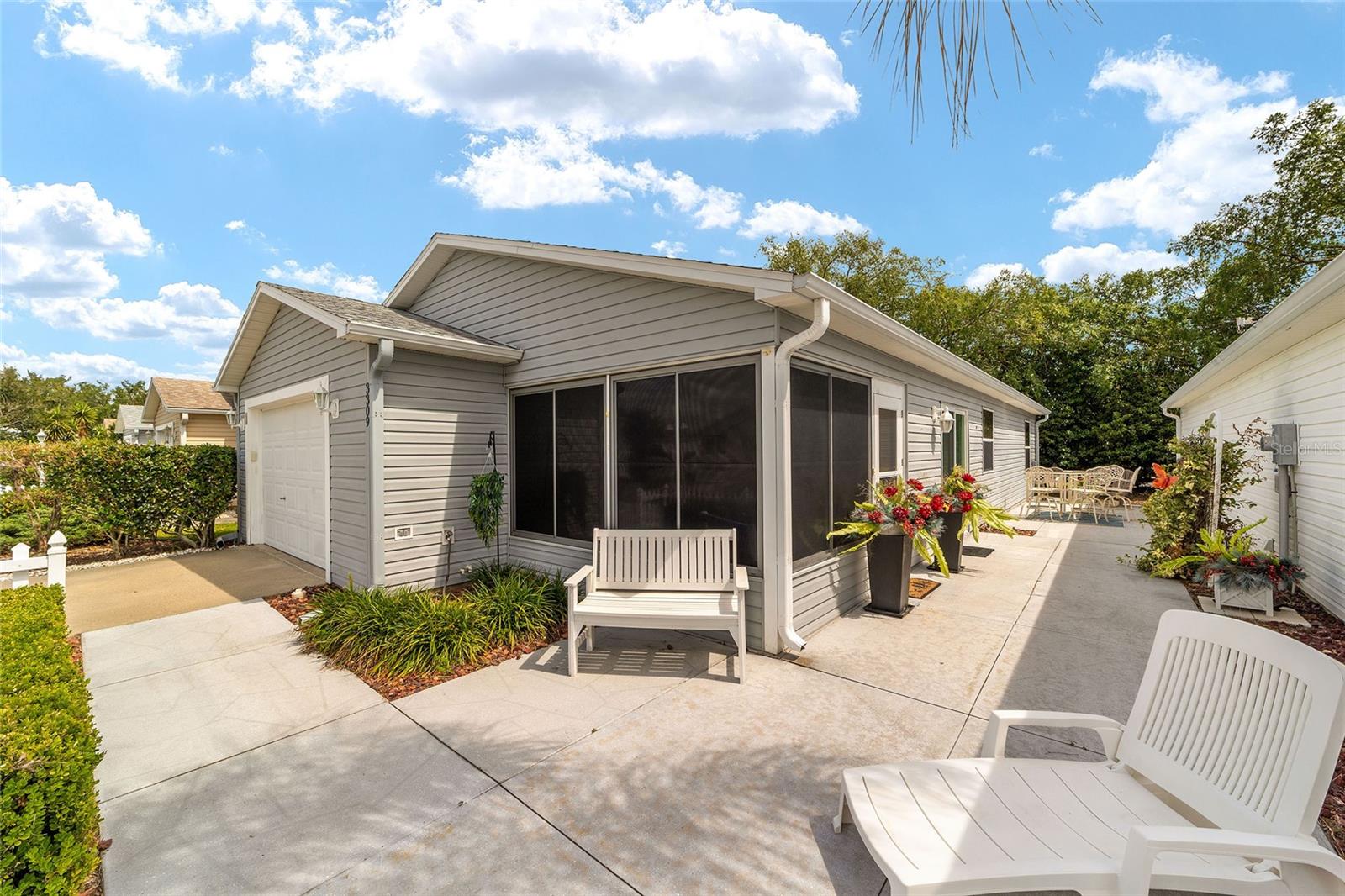 Image 4 of 40 For 3309 Riverton Road