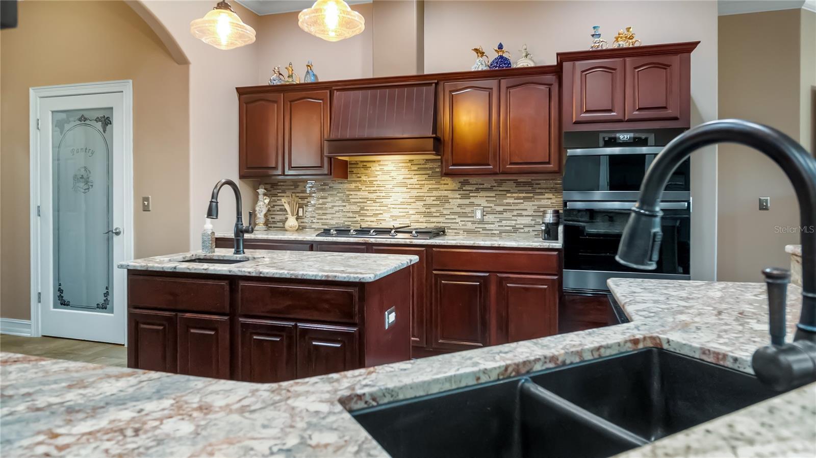 Image 21 of 48 For 21328 Marsh View Court