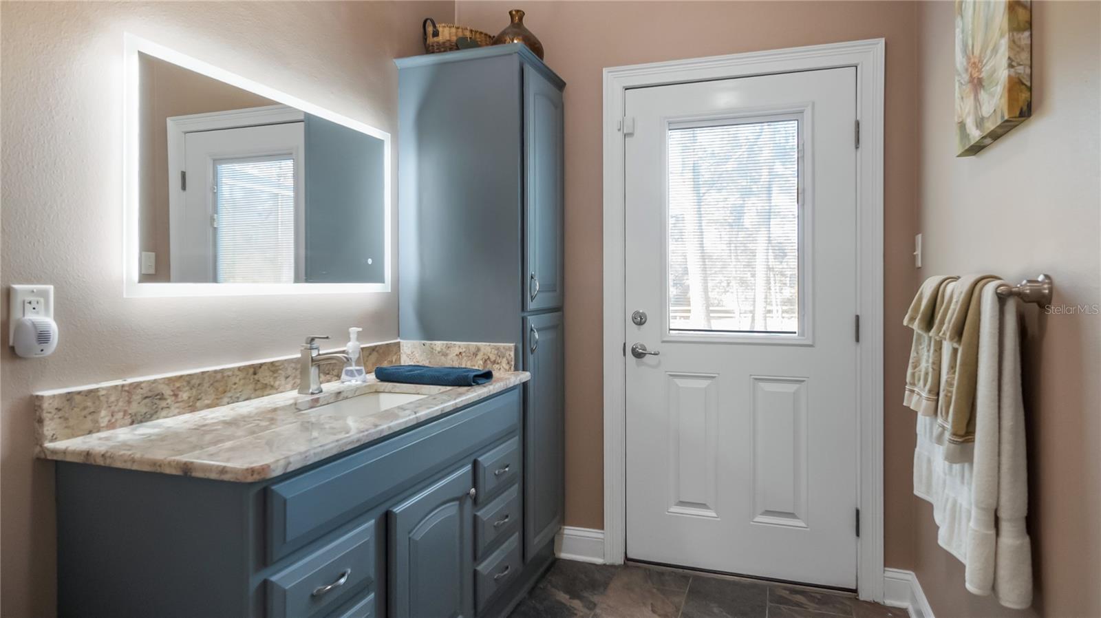 Image 34 of 48 For 21328 Marsh View Court