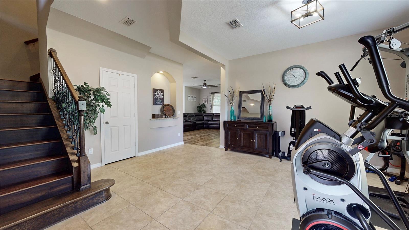 Image 36 of 55 For 1403 Cabot Drive