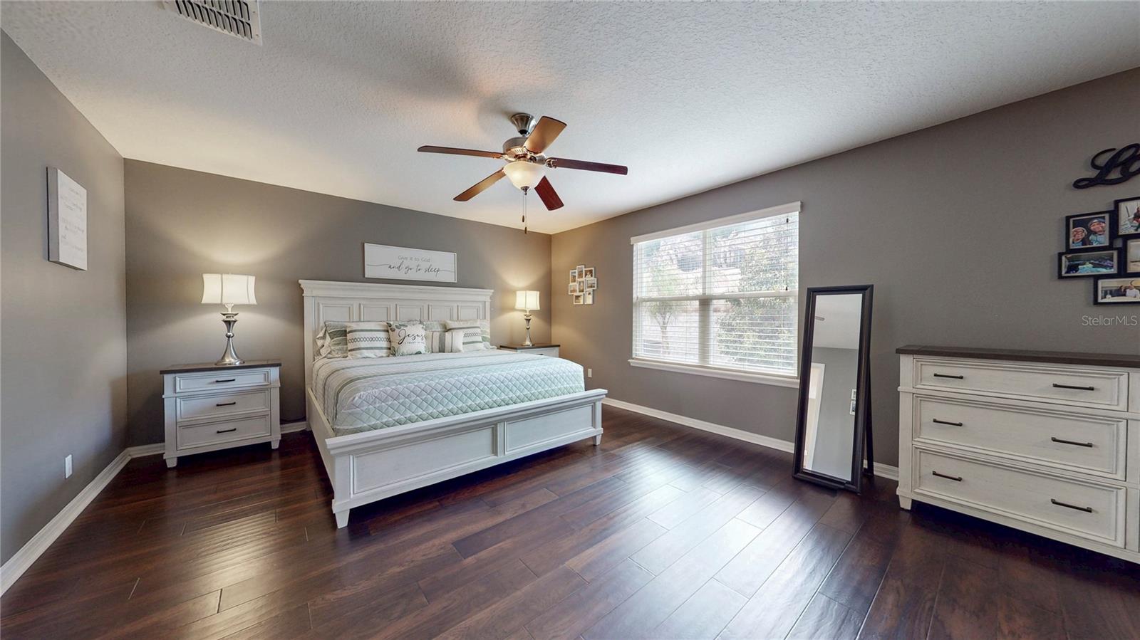 Image 37 of 55 For 1403 Cabot Drive