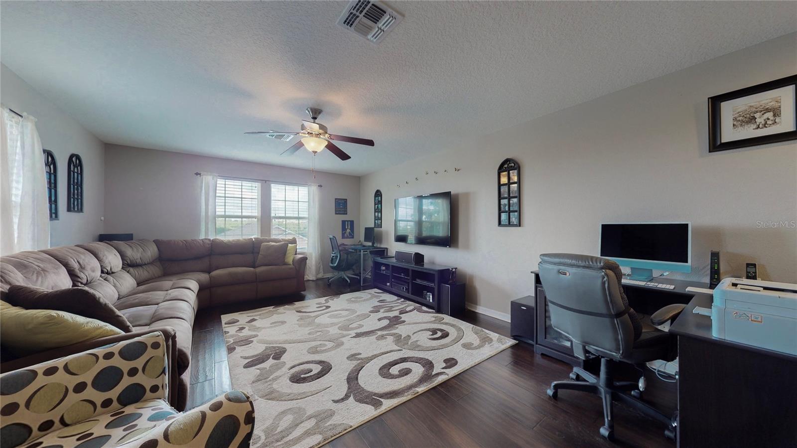 Image 7 of 55 For 1403 Cabot Drive