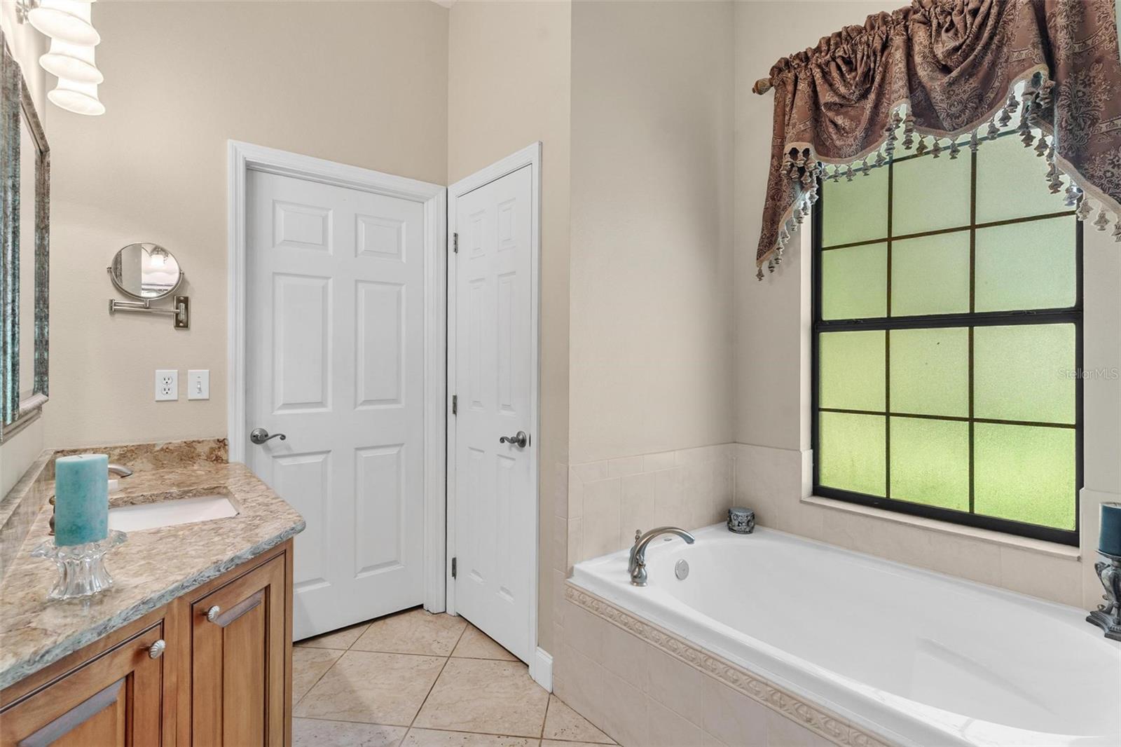 Listing photo id 19 for 26833 Anderson Ranch Road