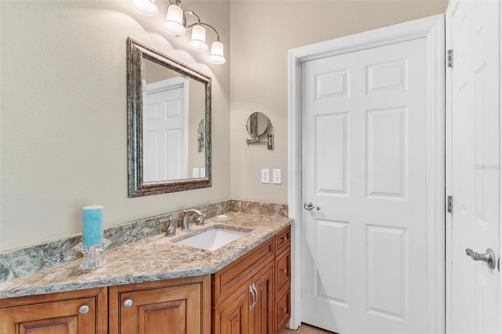 Listing photo id 20 for 26833 Anderson Ranch Road