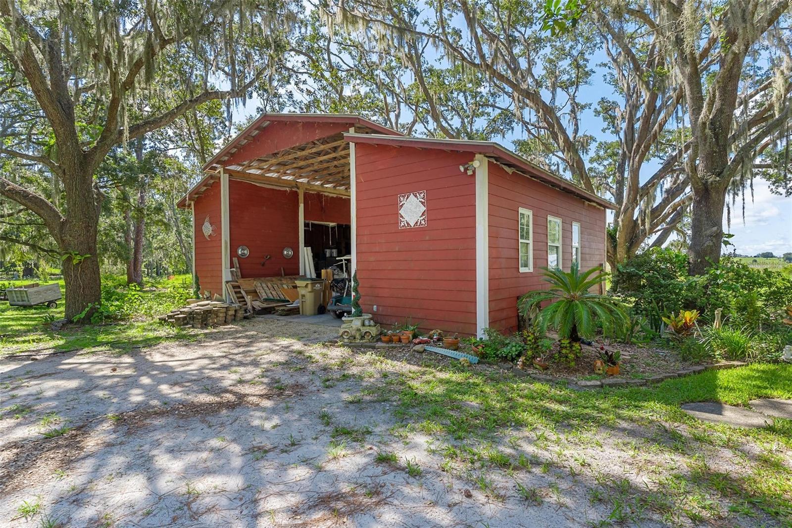 Listing photo id 4 for 26833 Anderson Ranch Road