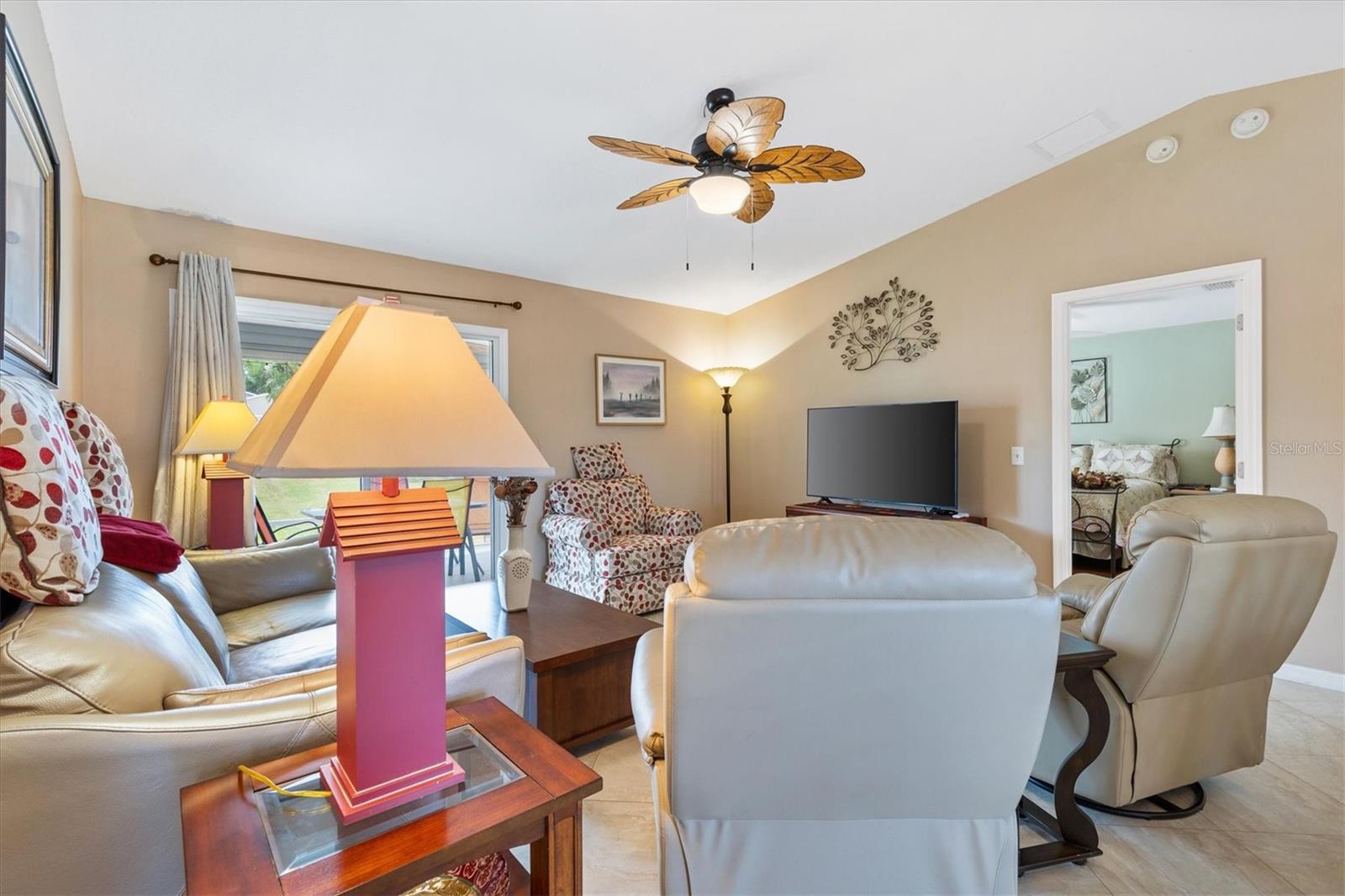 Image 12 of 42 For 470 Oboe Way