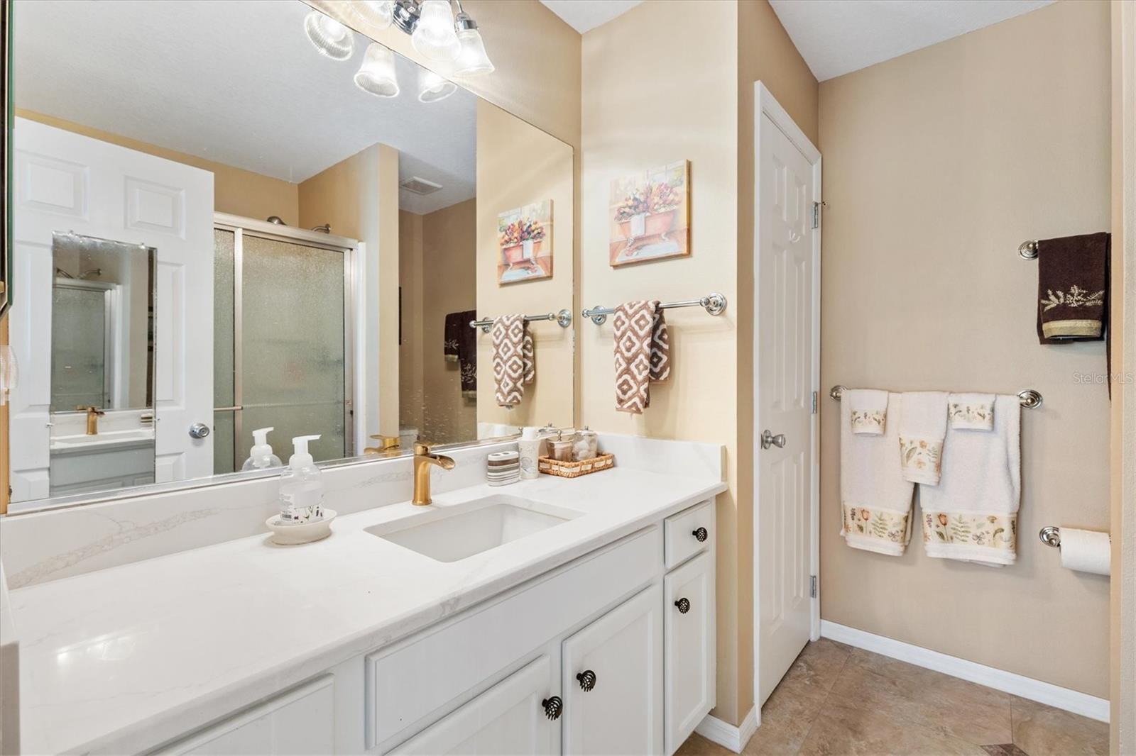 Image 15 of 42 For 470 Oboe Way