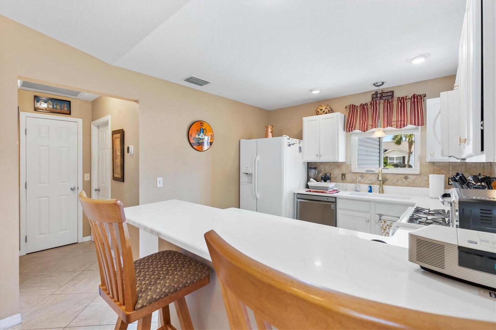 Image 6 of 42 For 470 Oboe Way