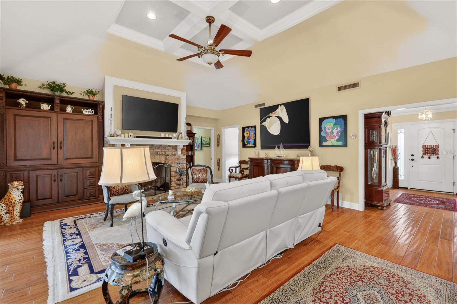 Image 17 of 63 For 33746 Spring Drive