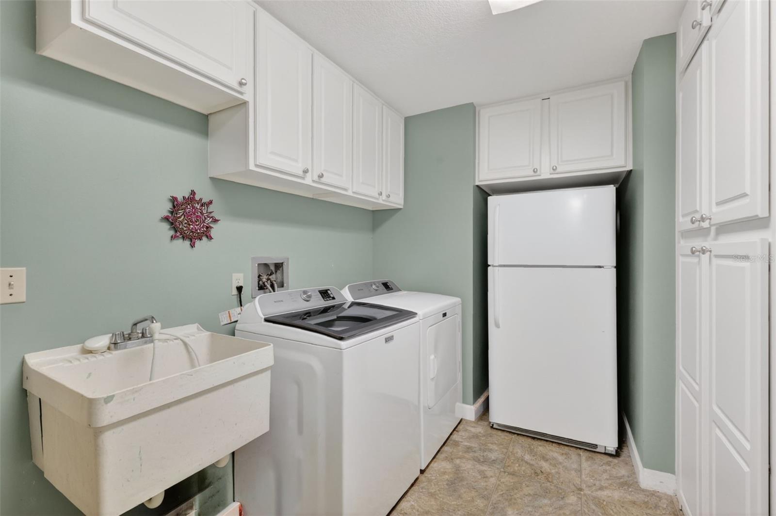 Image 47 of 63 For 33746 Spring Drive