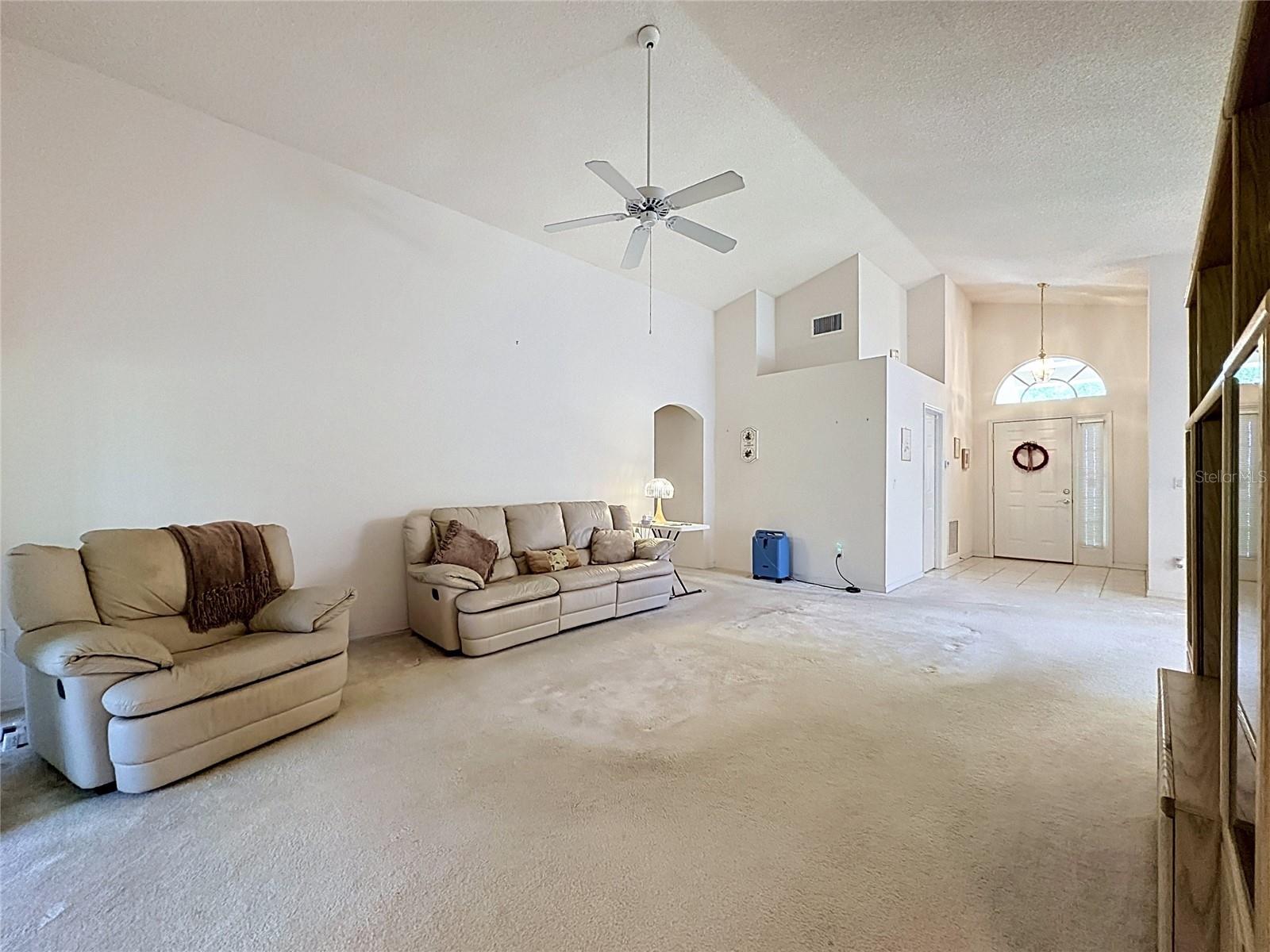 Image 13 of 68 For 3716 Kingswood Court