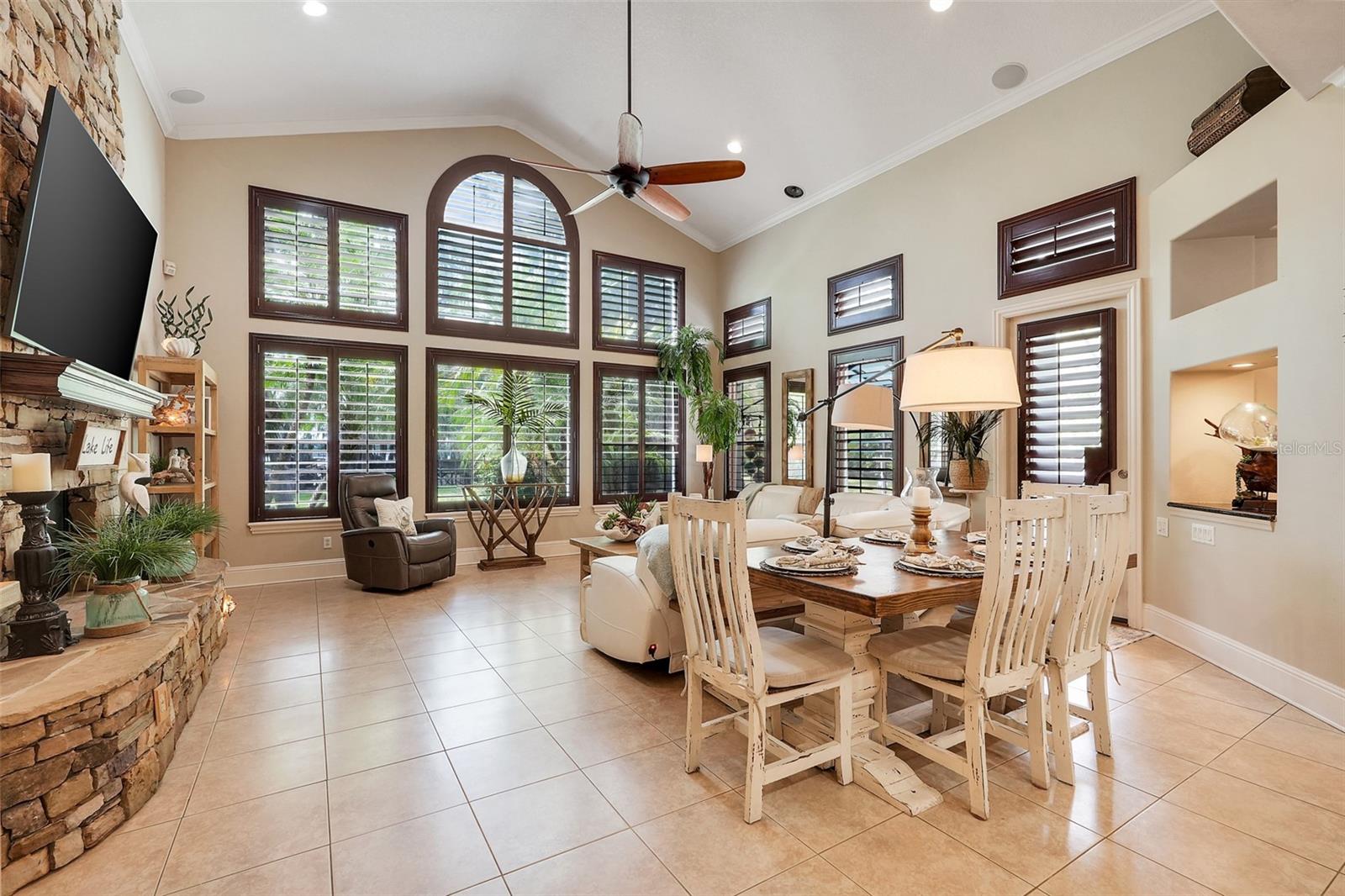 Listing photo id 16 for 11610 Osprey Pointe Boulevard