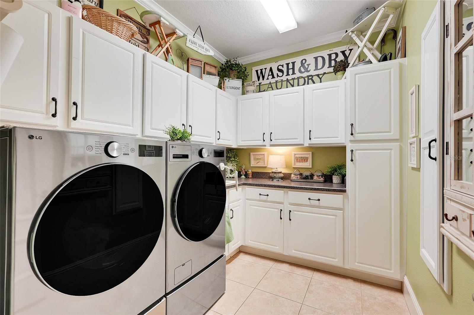 Listing photo id 42 for 11610 Osprey Pointe Boulevard