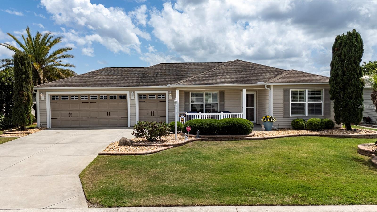 Details for 854 Fenwick Loop, THE VILLAGES, FL 32163