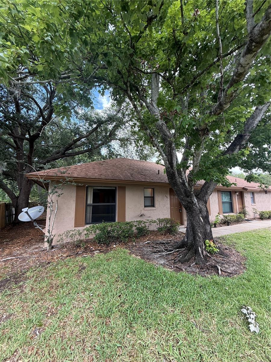 Image 3 of 40 For 407 Douglas Way 66