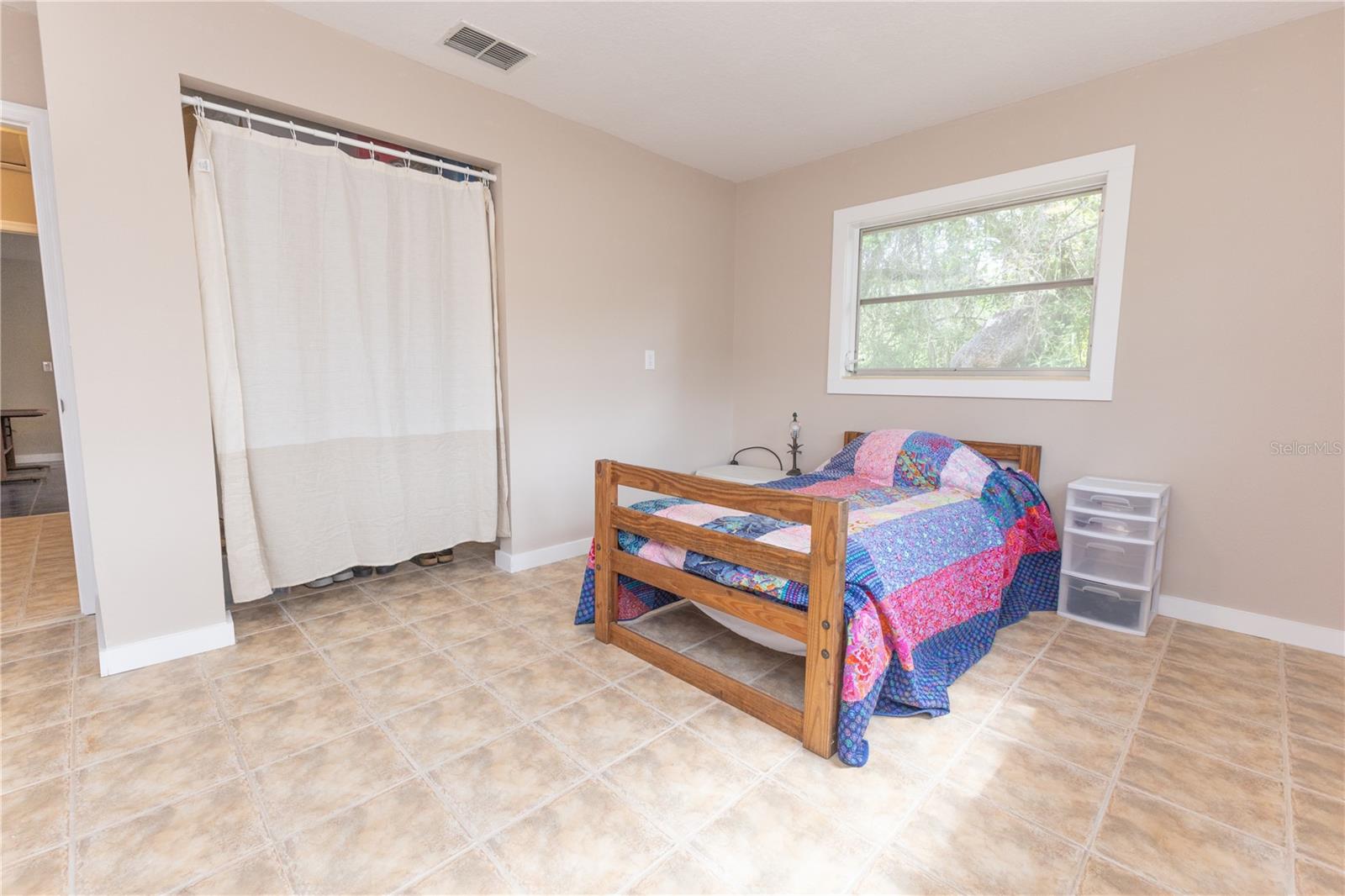 Image 10 of 34 For 5175 Azalea Circle