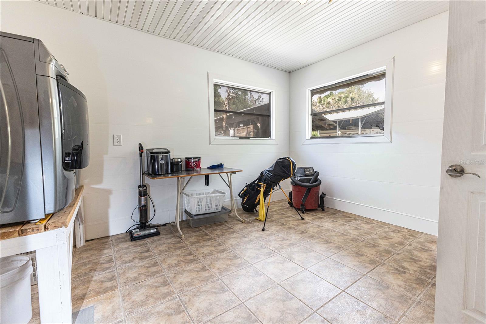 Image 17 of 34 For 5175 Azalea Circle