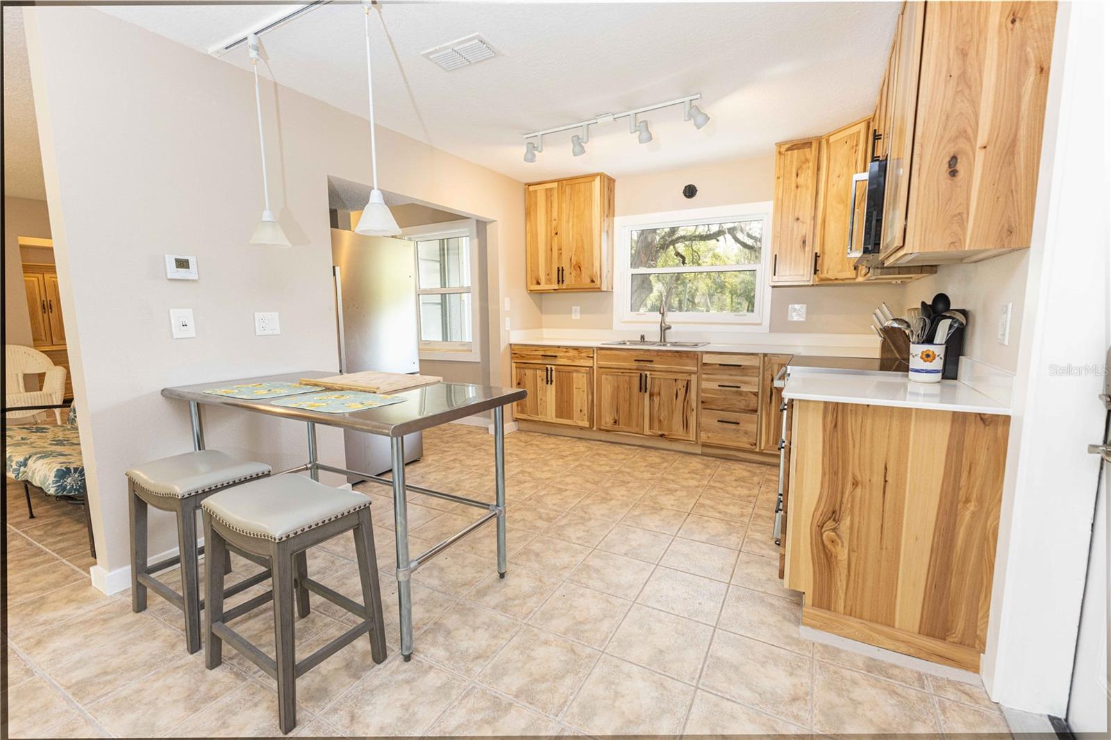 Image 2 of 34 For 5175 Azalea Circle