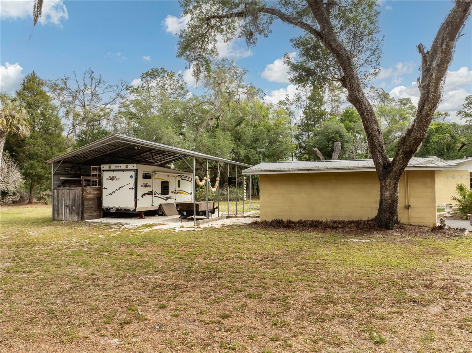 Image 24 of 34 For 5175 Azalea Circle