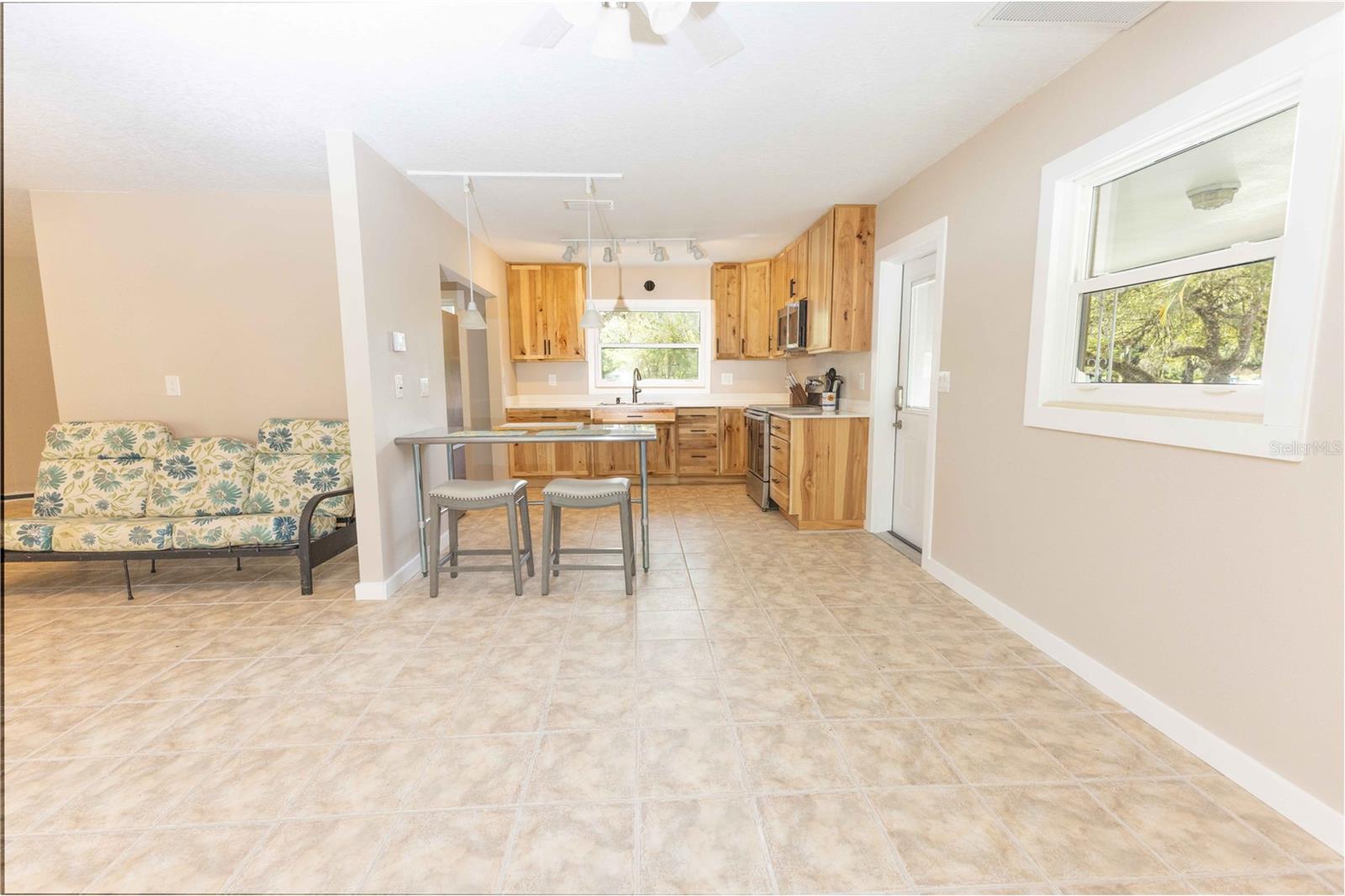 Image 4 of 34 For 5175 Azalea Circle