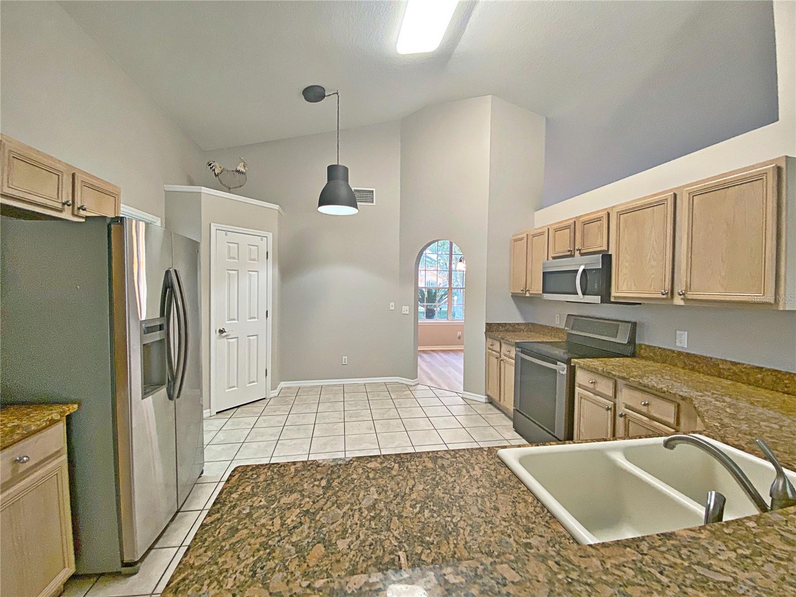 Image 3 of 21 For 16834 Rockwell Heights Lane