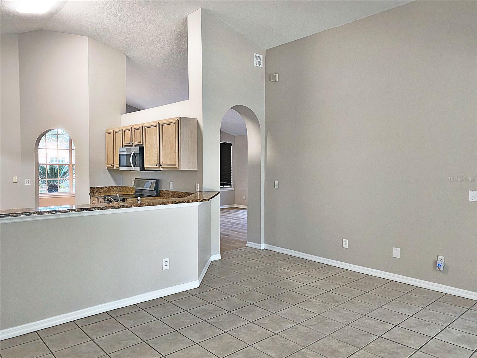 Image 5 of 21 For 16834 Rockwell Heights Lane