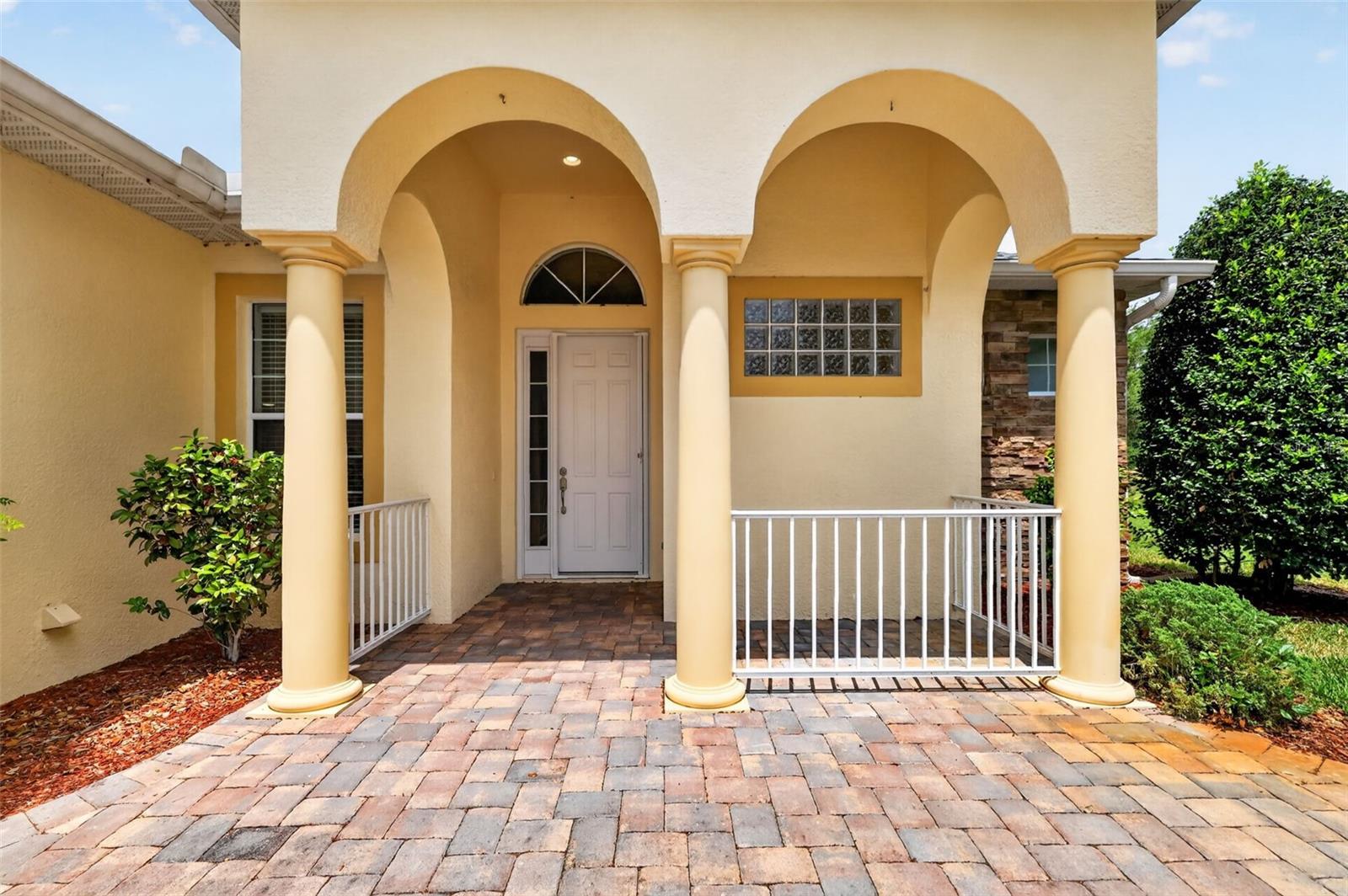 Image 4 of 49 For 10180 Lake Miona Way