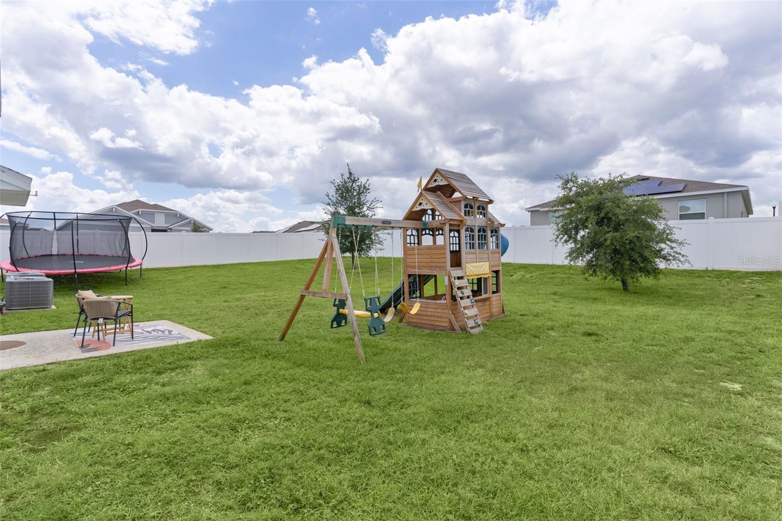 Image 13 of 73 For 779 Kapi Drive