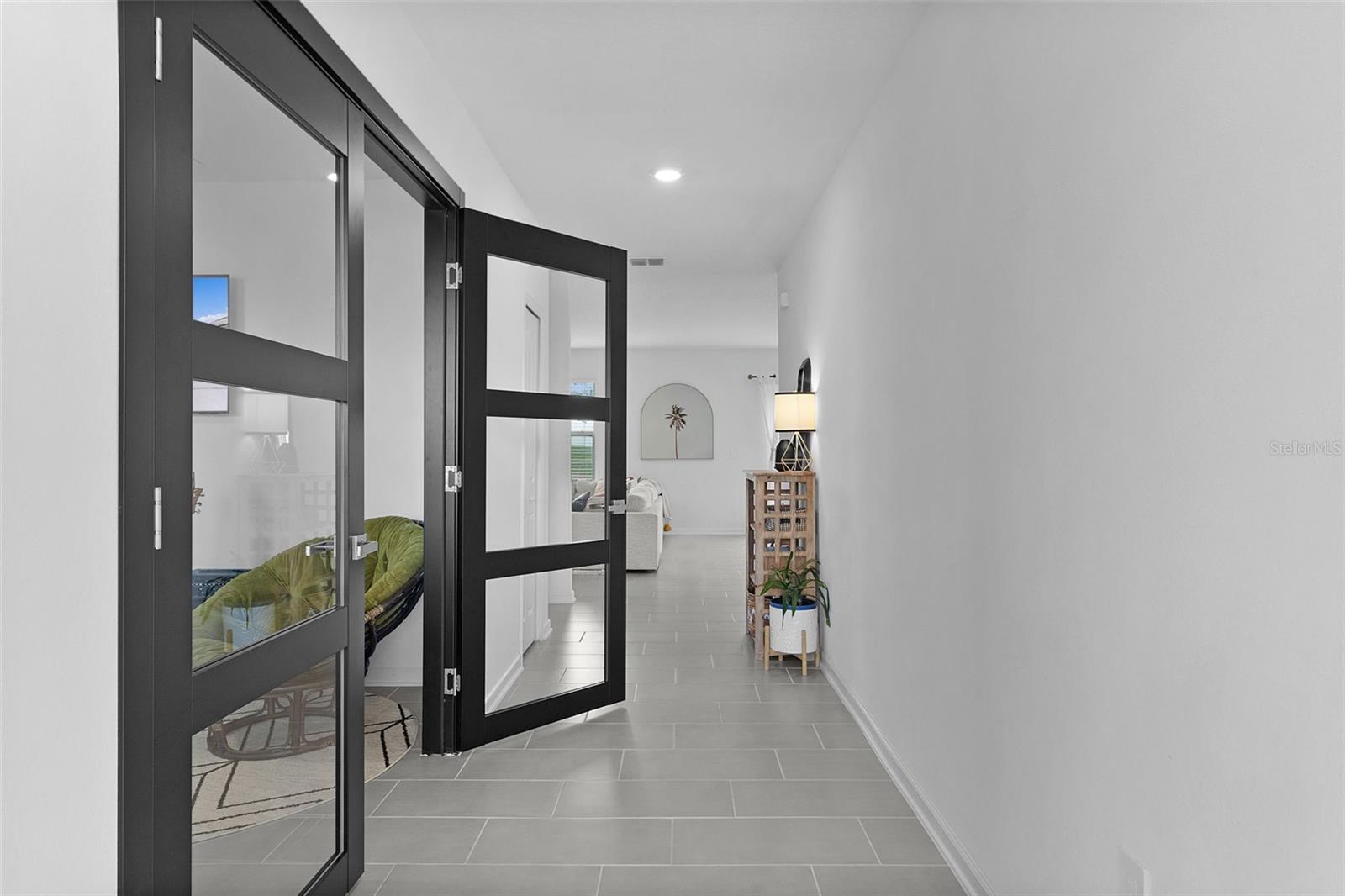 Image 14 of 73 For 779 Kapi Drive