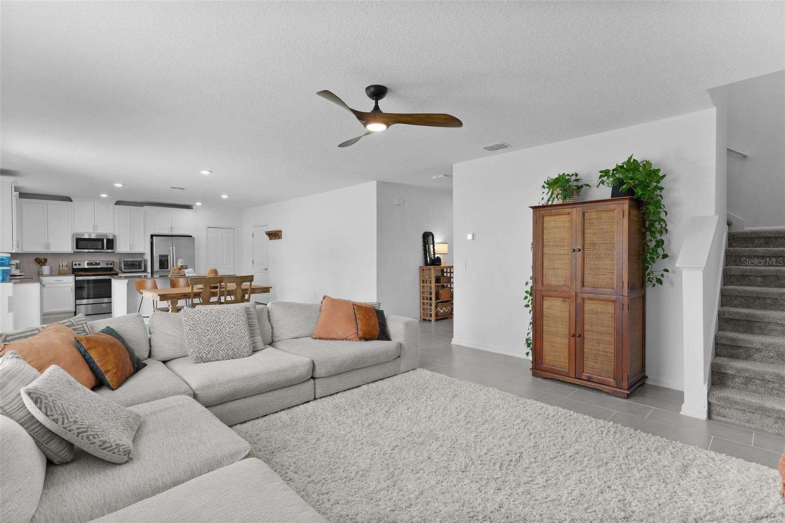 Image 30 of 73 For 779 Kapi Drive