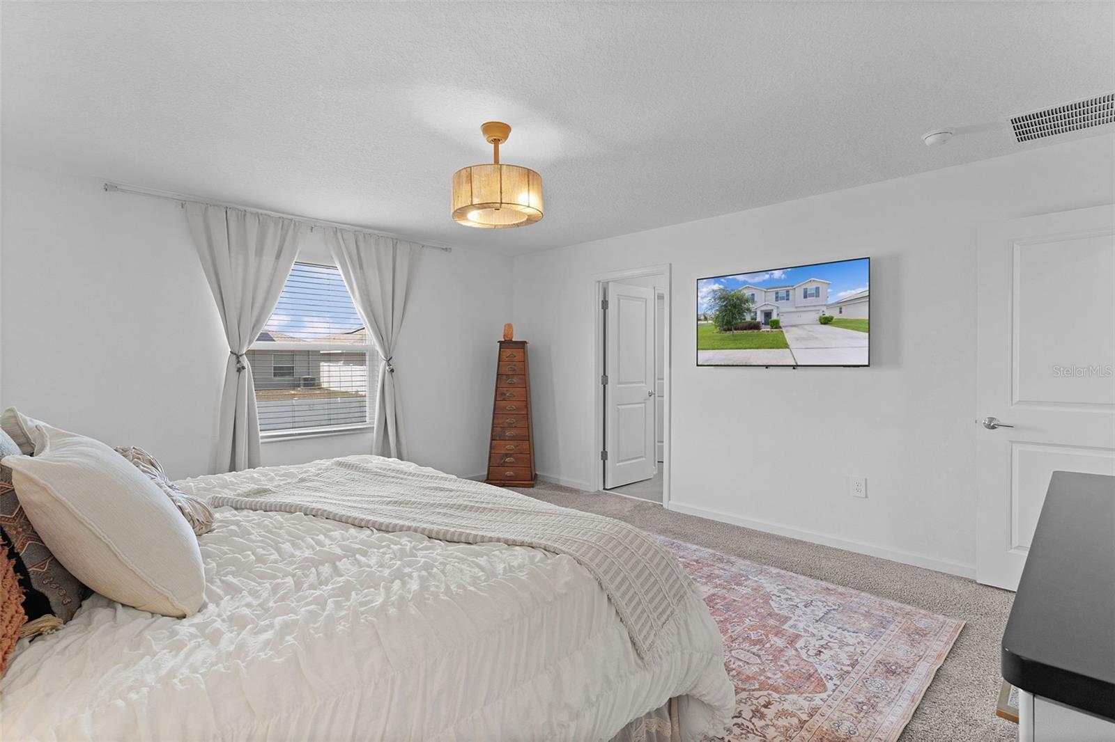 Image 38 of 73 For 779 Kapi Drive